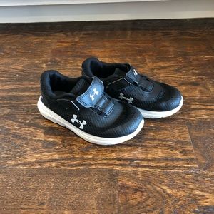 Under Armour Toddler Shoes - Size 9